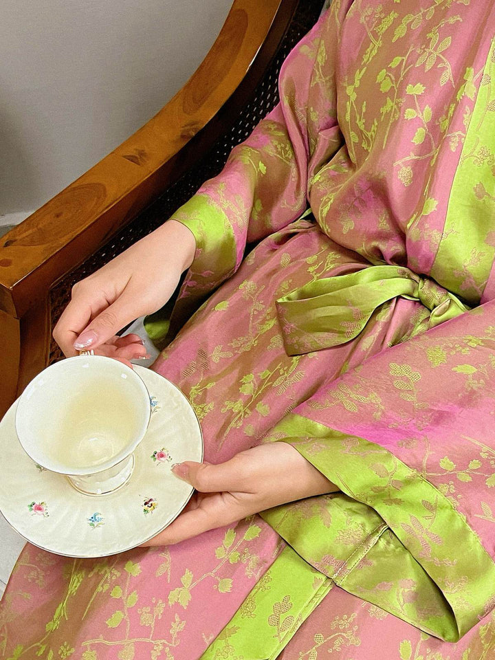 Unwrap the Beauty of Ulivary: Perfect Gifts for Every Occasionulivary Silk Robe