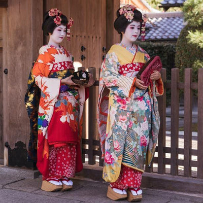 Something You Should Know About Japanese Female Costume