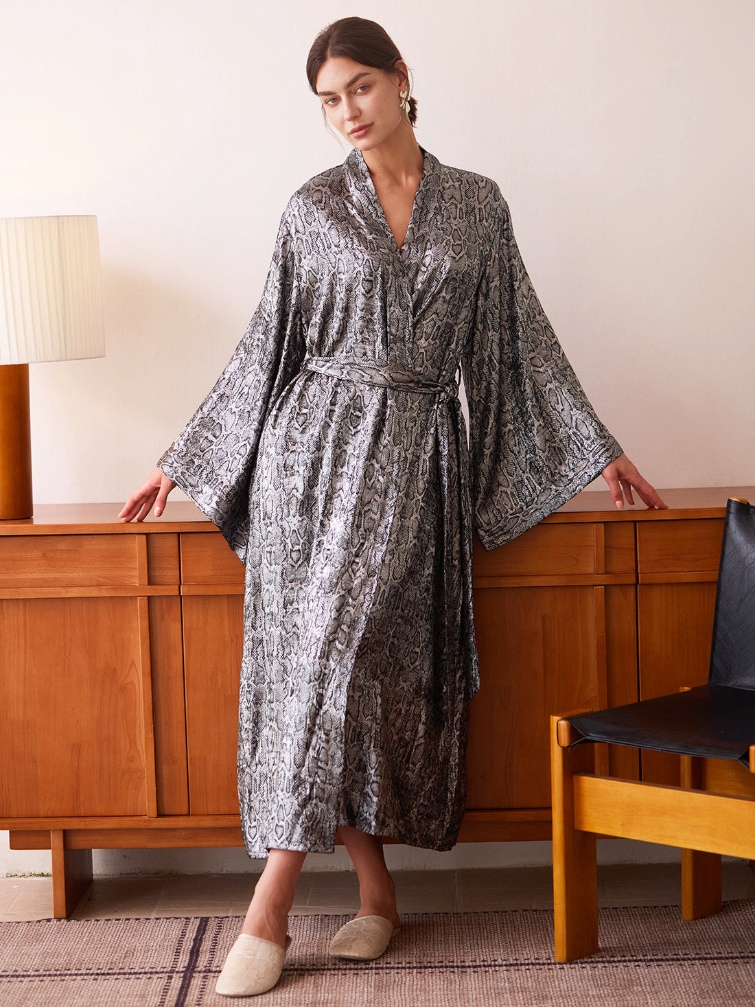 Silver Grey Patterned Kimono Robe