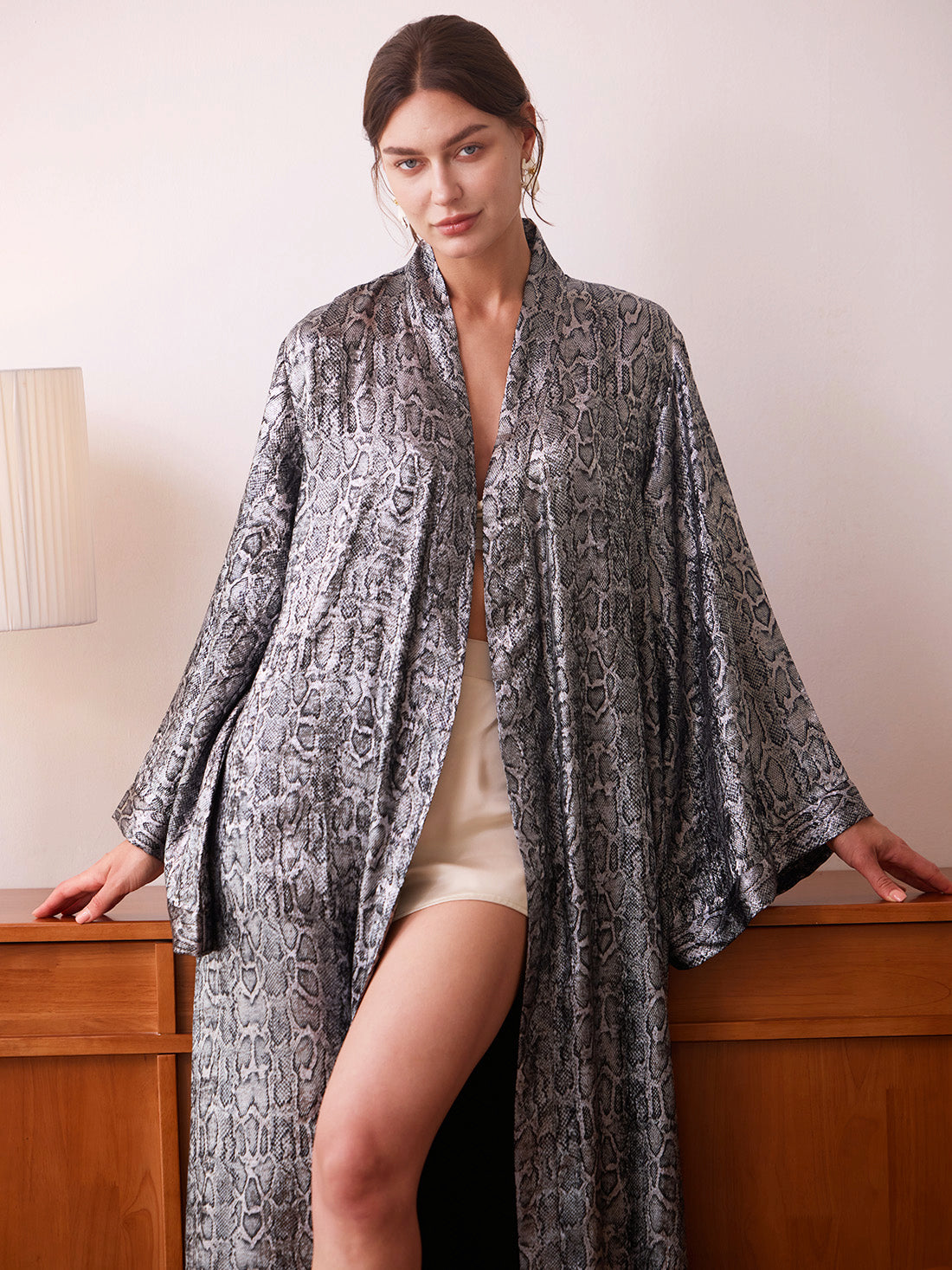 Silver Grey Patterned Kimono Robe