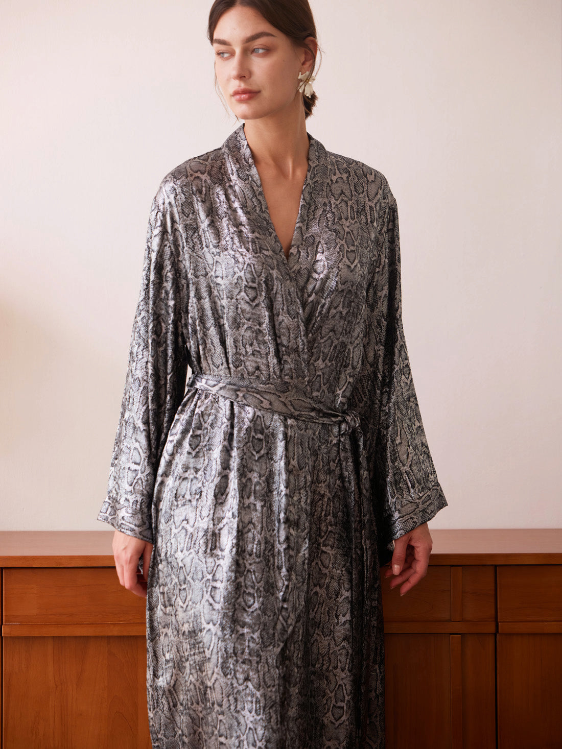 Silver Grey Patterned Kimono Robe