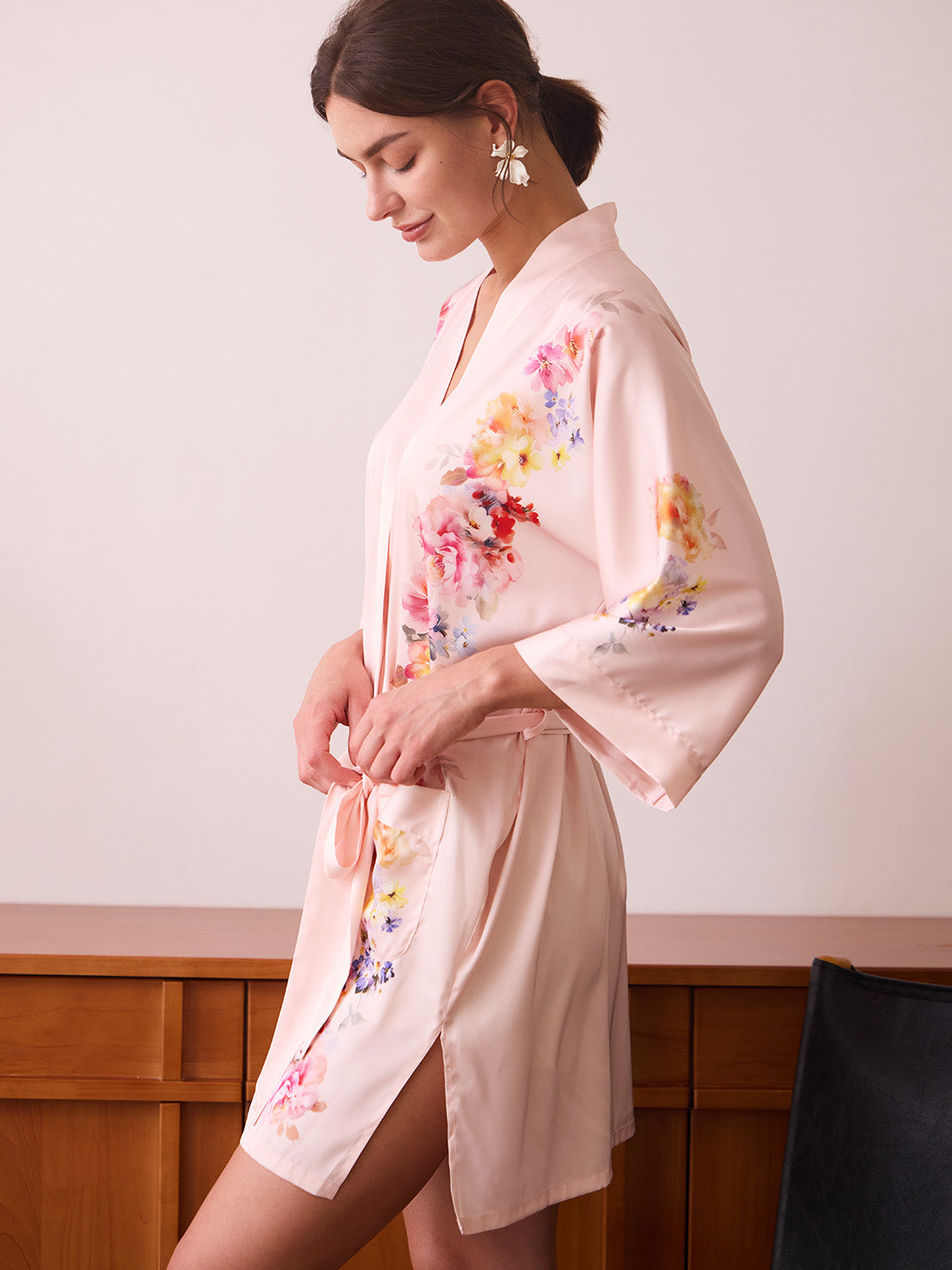 Blush Blossom Short Kimono Robe with Pockets