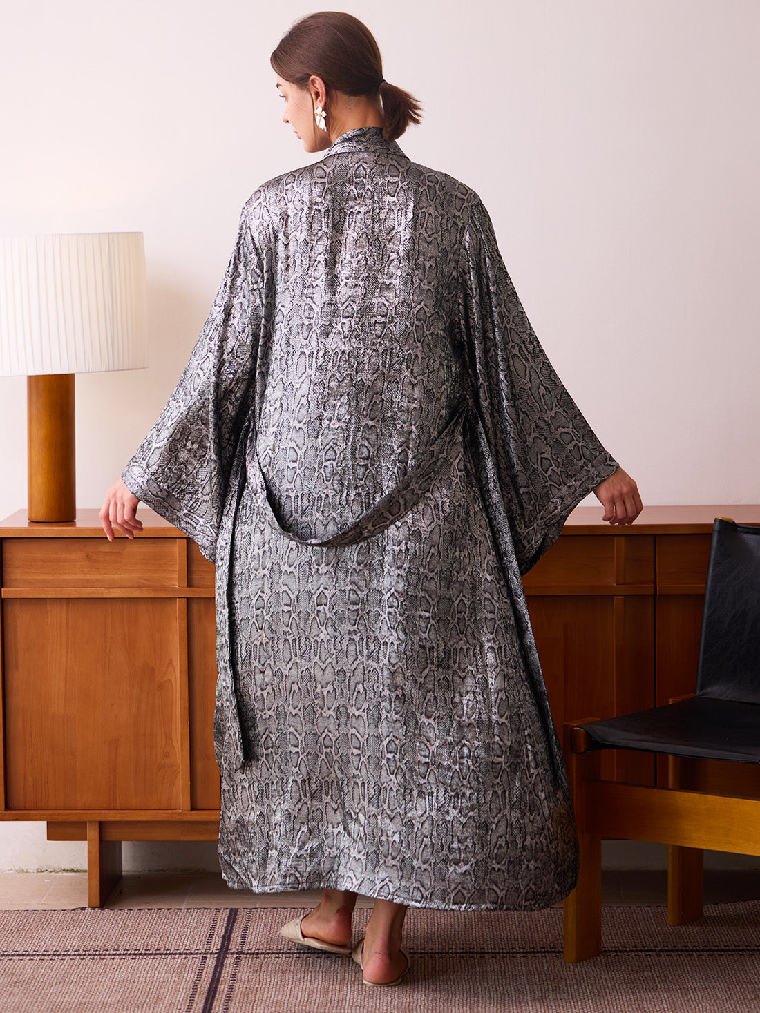 Silver Grey Patterned Kimono Robe