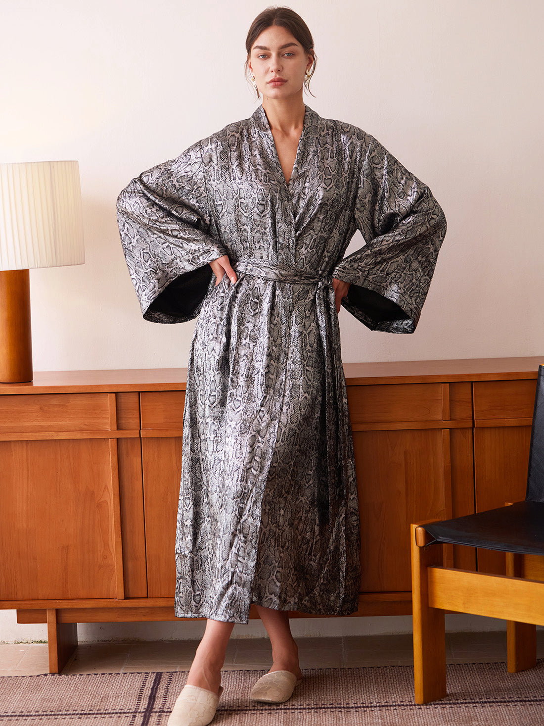 Silver Grey Patterned Kimono Robe