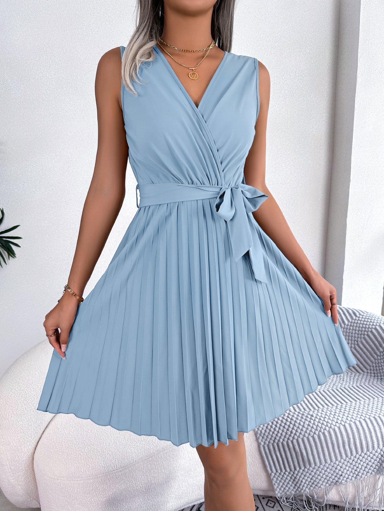 Cross V Neck Sleeveless Pleated Dress