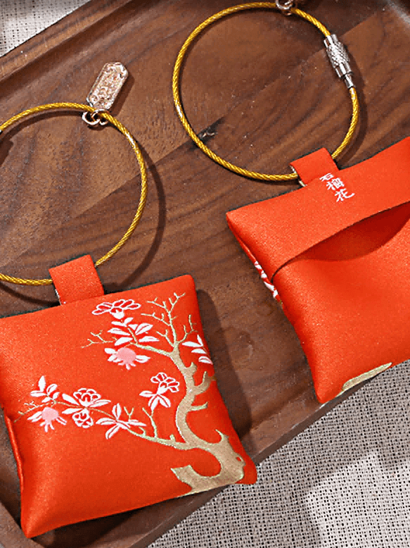 Luxury Silk Robe pajama sets for women Best Gift Guide for her Wedding Gift | Ulivary