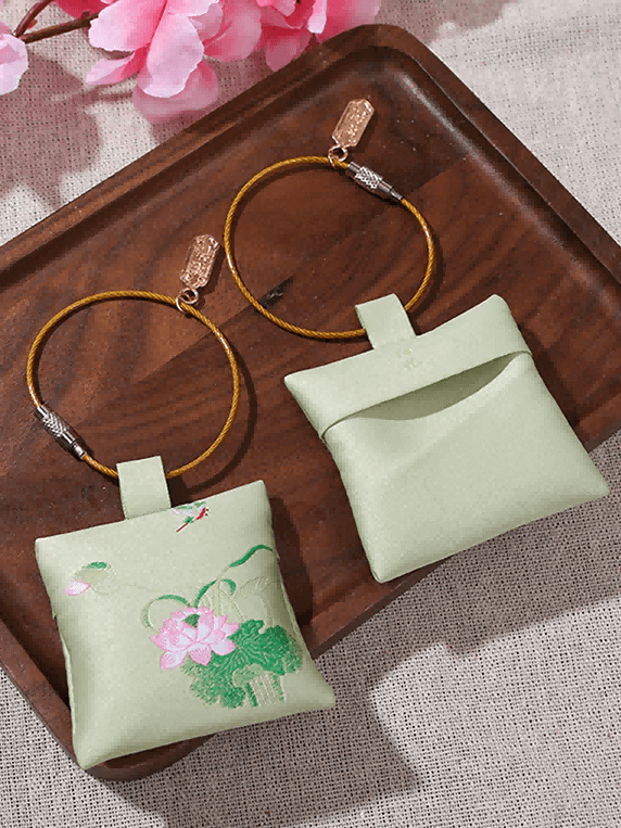 Luxury Silk Robe pajama sets for women Best Gift Guide for her Wedding Gift | Ulivary