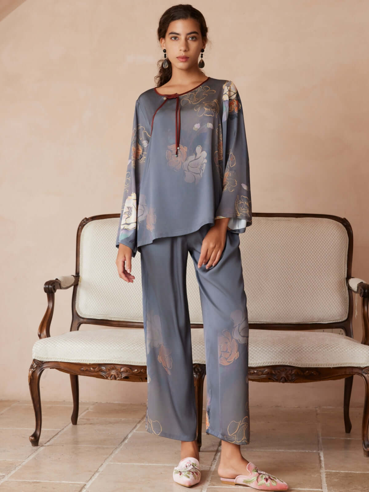 Luxury Silk Robe pajama sets for women Best Gift Guide for her Wedding Gift | Ulivary