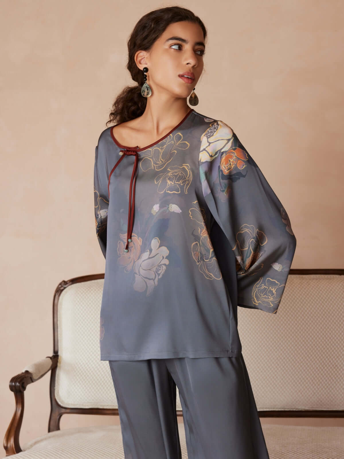 Luxury Silk Robe pajama sets for women Best Gift Guide for her Wedding Gift | Ulivary