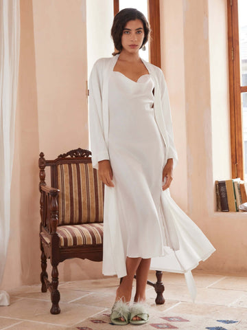 White Kimonos Robes for Women | White Luxury Silk Dressing Gown ulivary White Kimonos Robes for Women | White Luxury Silk Dressing Gown ulivary