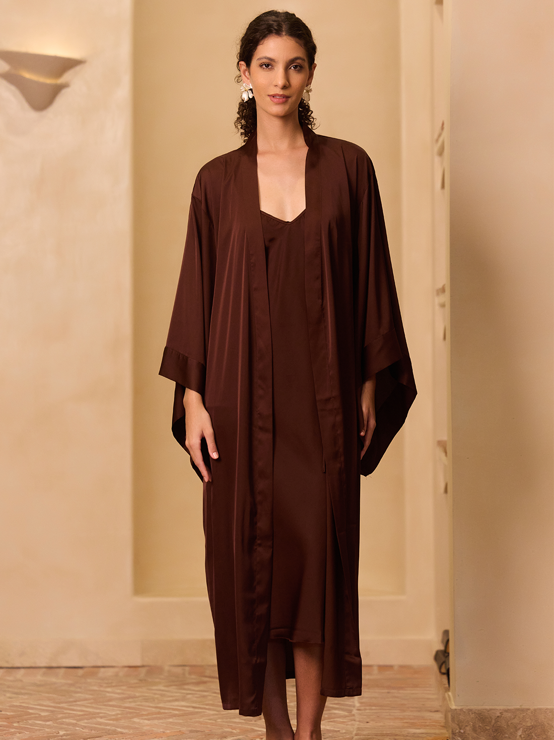 Deep Flowing Sleeve Kimono Robe