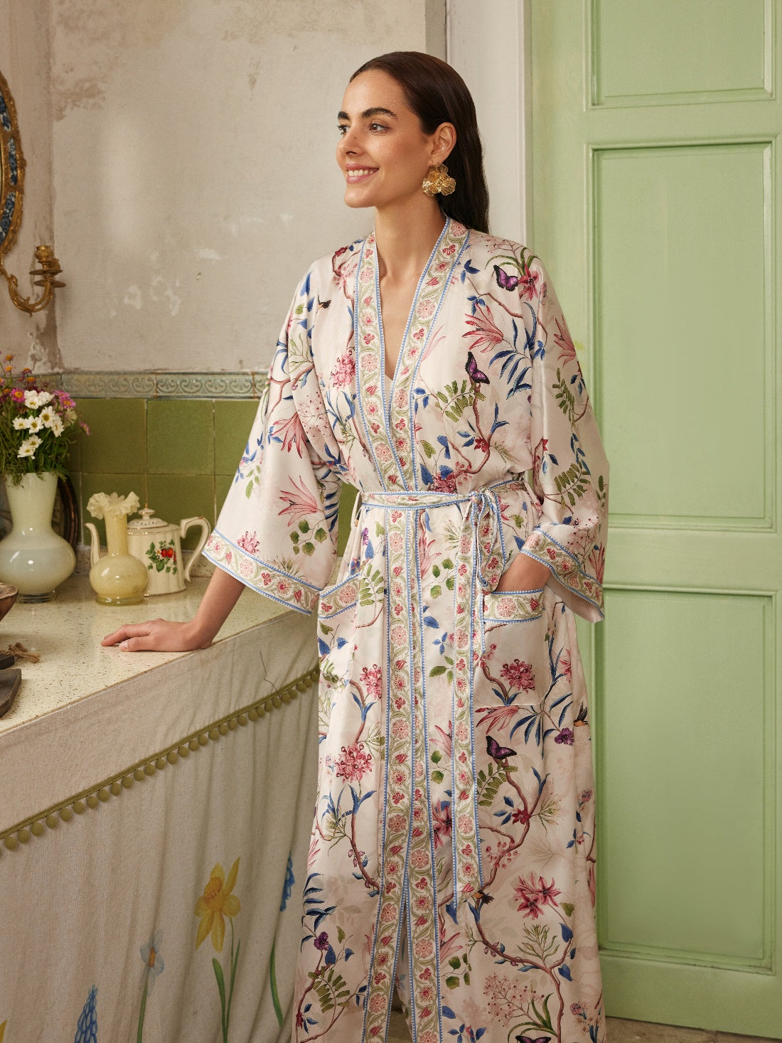Beige Chinoiserie Floral Long Kimono Robe with Pockets