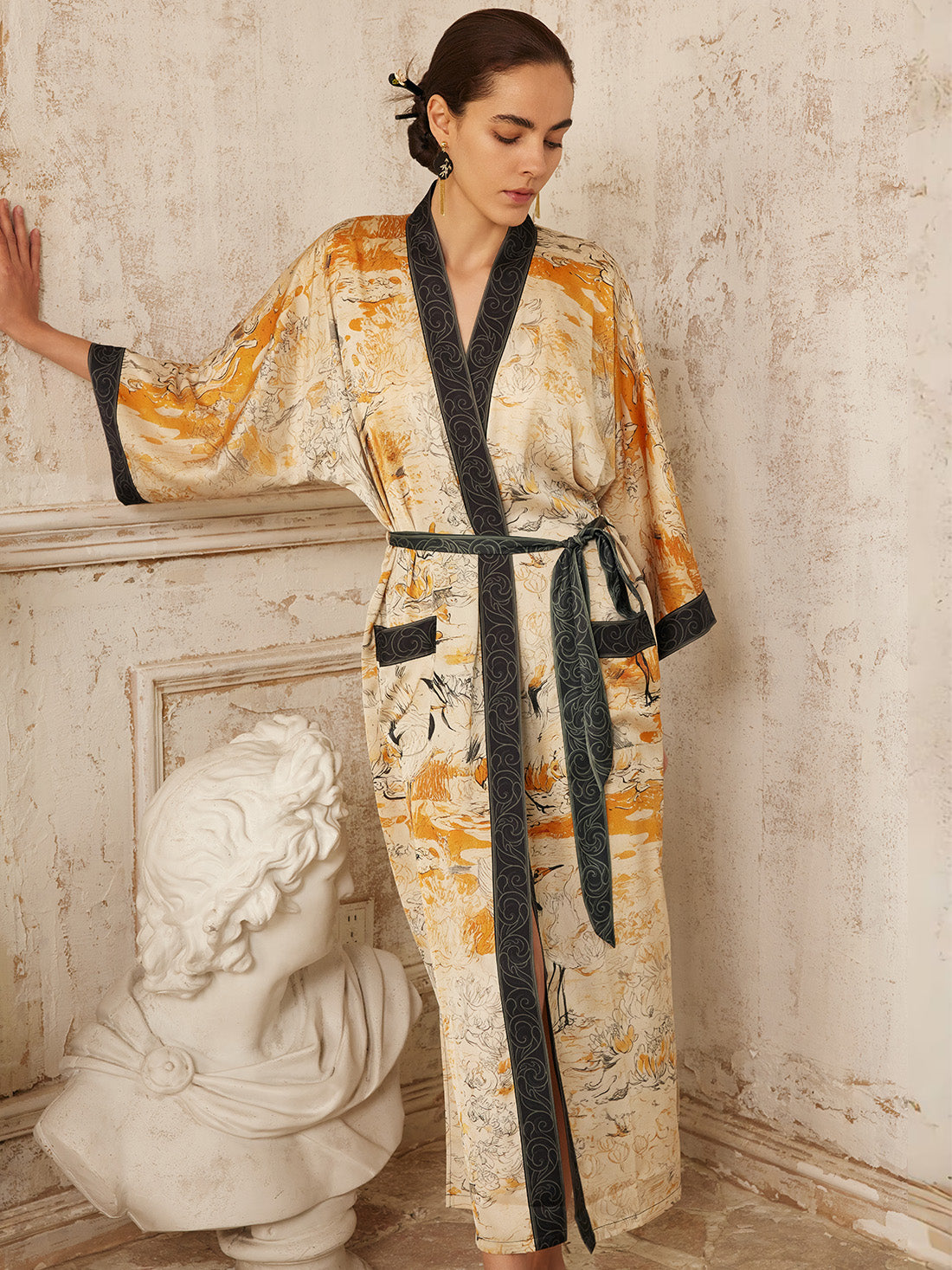 Elegant Crane & Lotus Kimono Robe Pockets