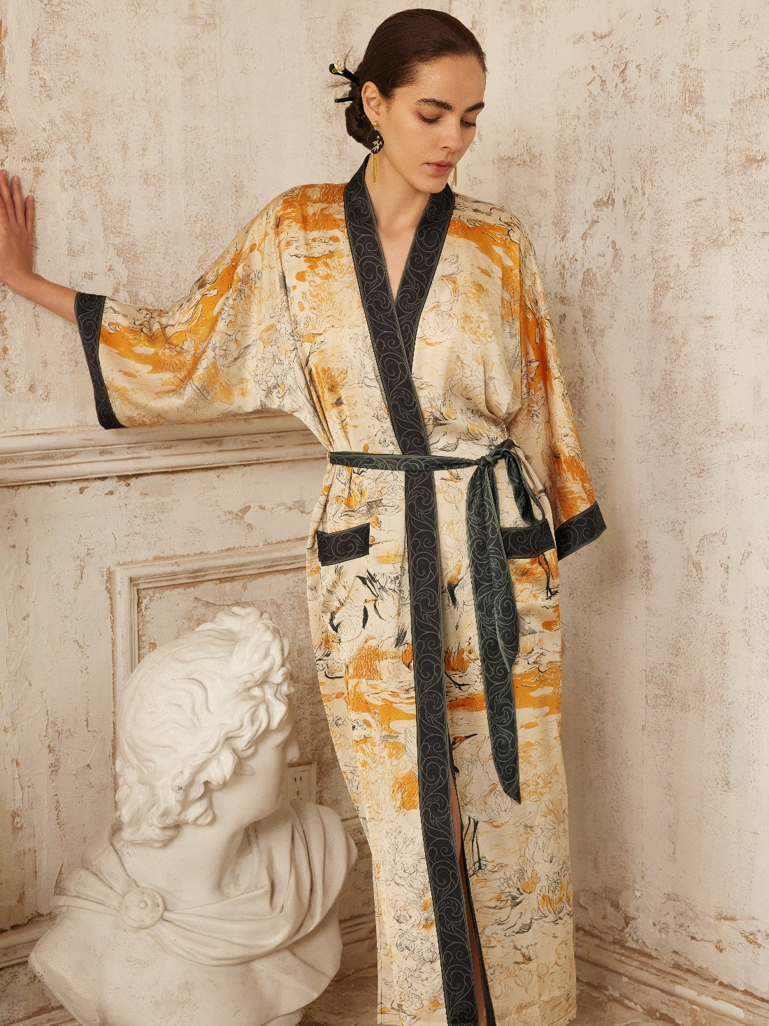 Elegant Yellow Crane & Lotus Kimono Robe with Pockets