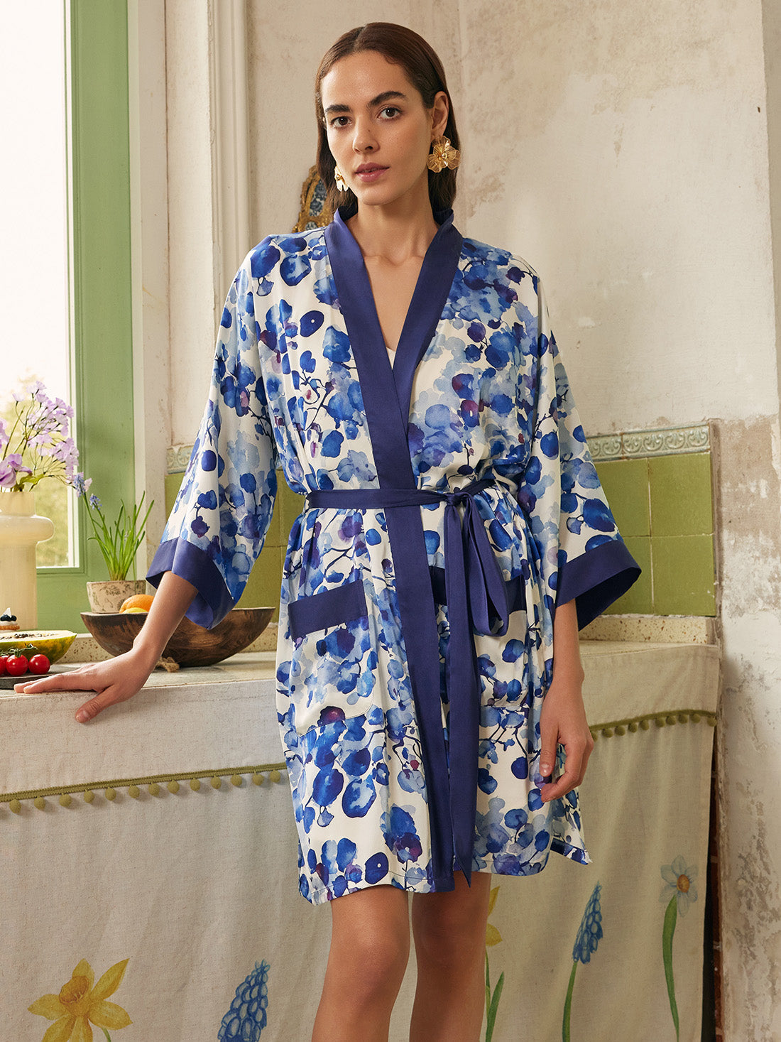 Nordic Berry Short Kimono Robe with Pockets