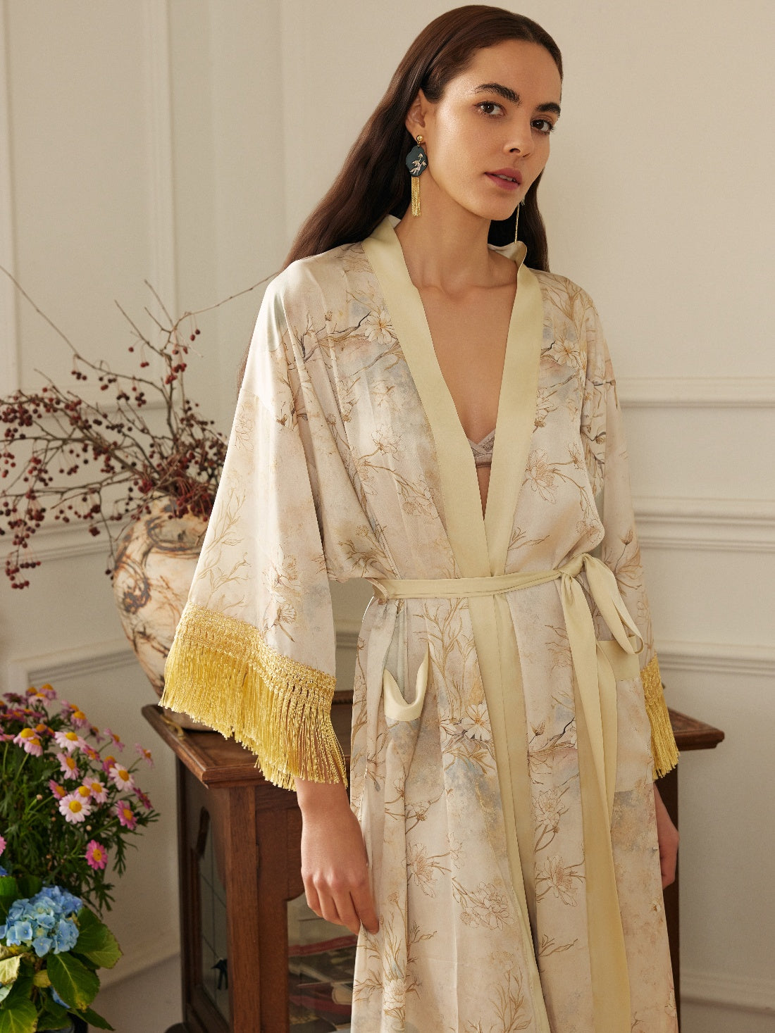 Gold Eastern Floral Vase Kimono Robe with Pockets