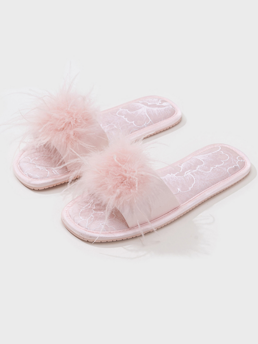 Oriental-Inspired Jacquard Slippers