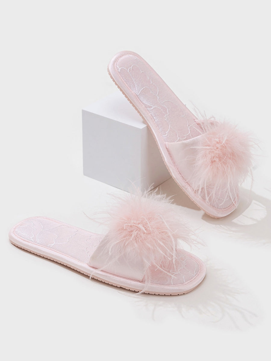 Oriental-Inspired Jacquard Slippers