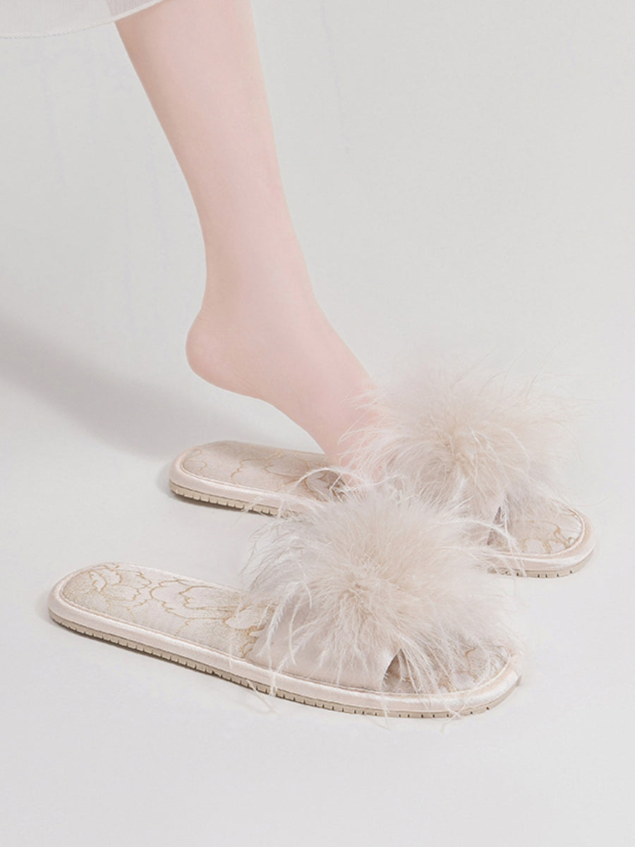 Oriental-Inspired Jacquard Slippers