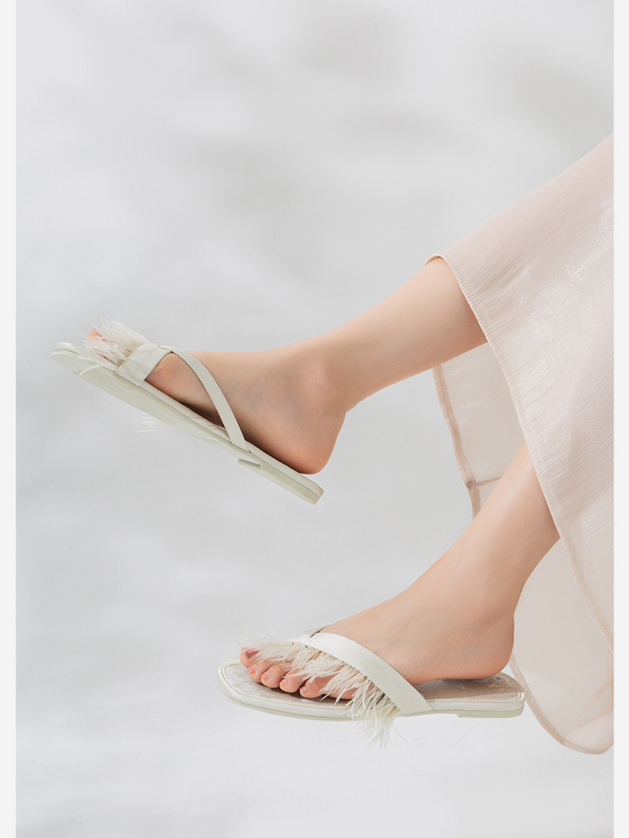 Elegant Summer Toe Ring Slippers