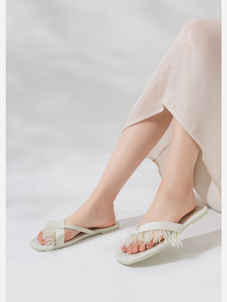 Elegant Summer Toe Ring Slippers