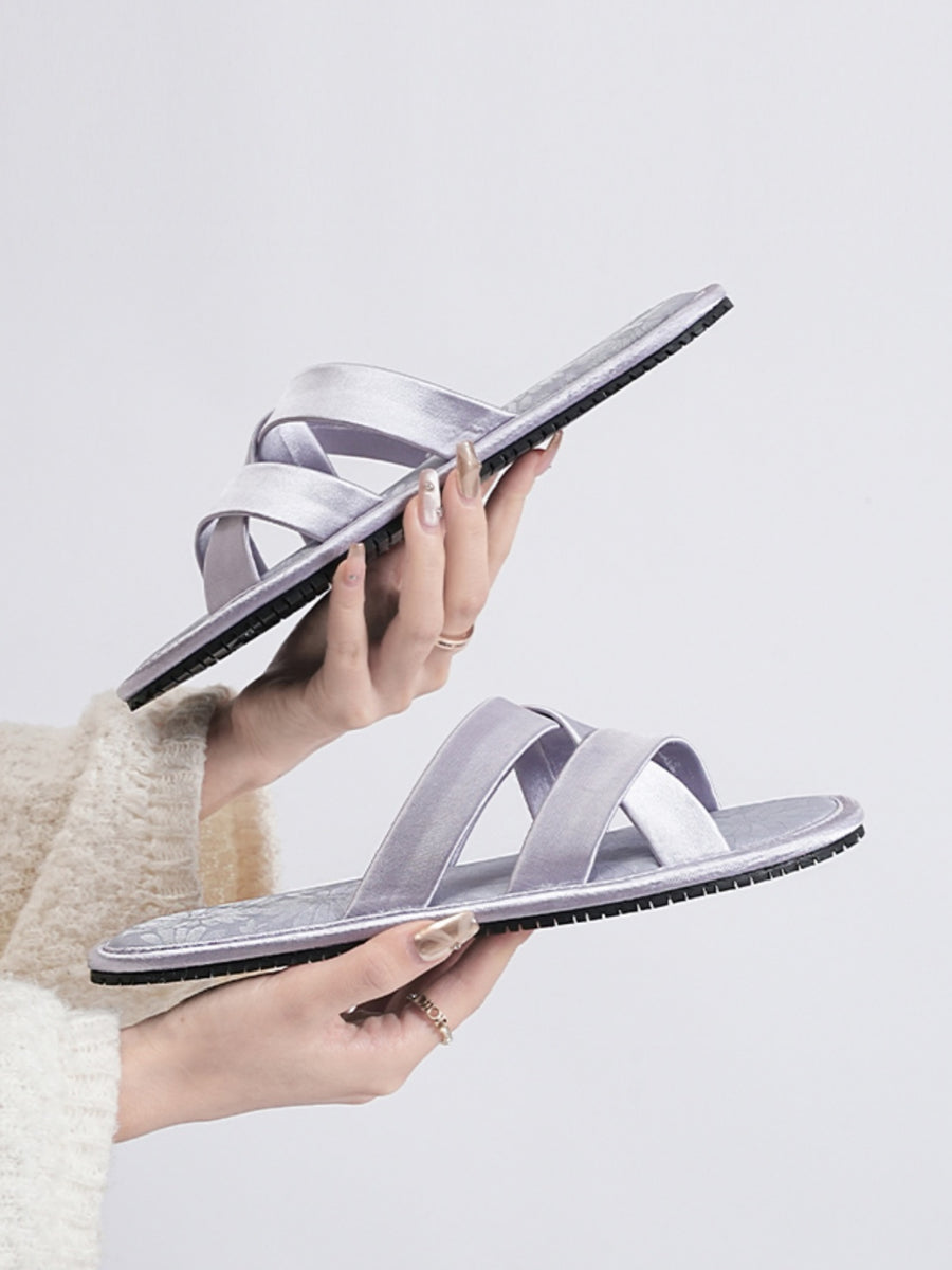 Eastern-Inspired Summer Slippers