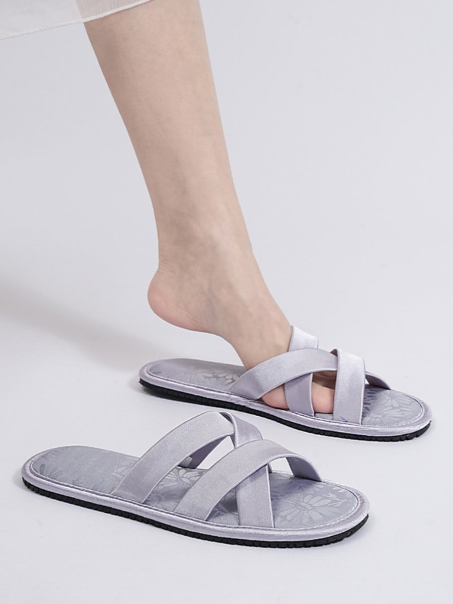 Eastern-Inspired Summer Slippers