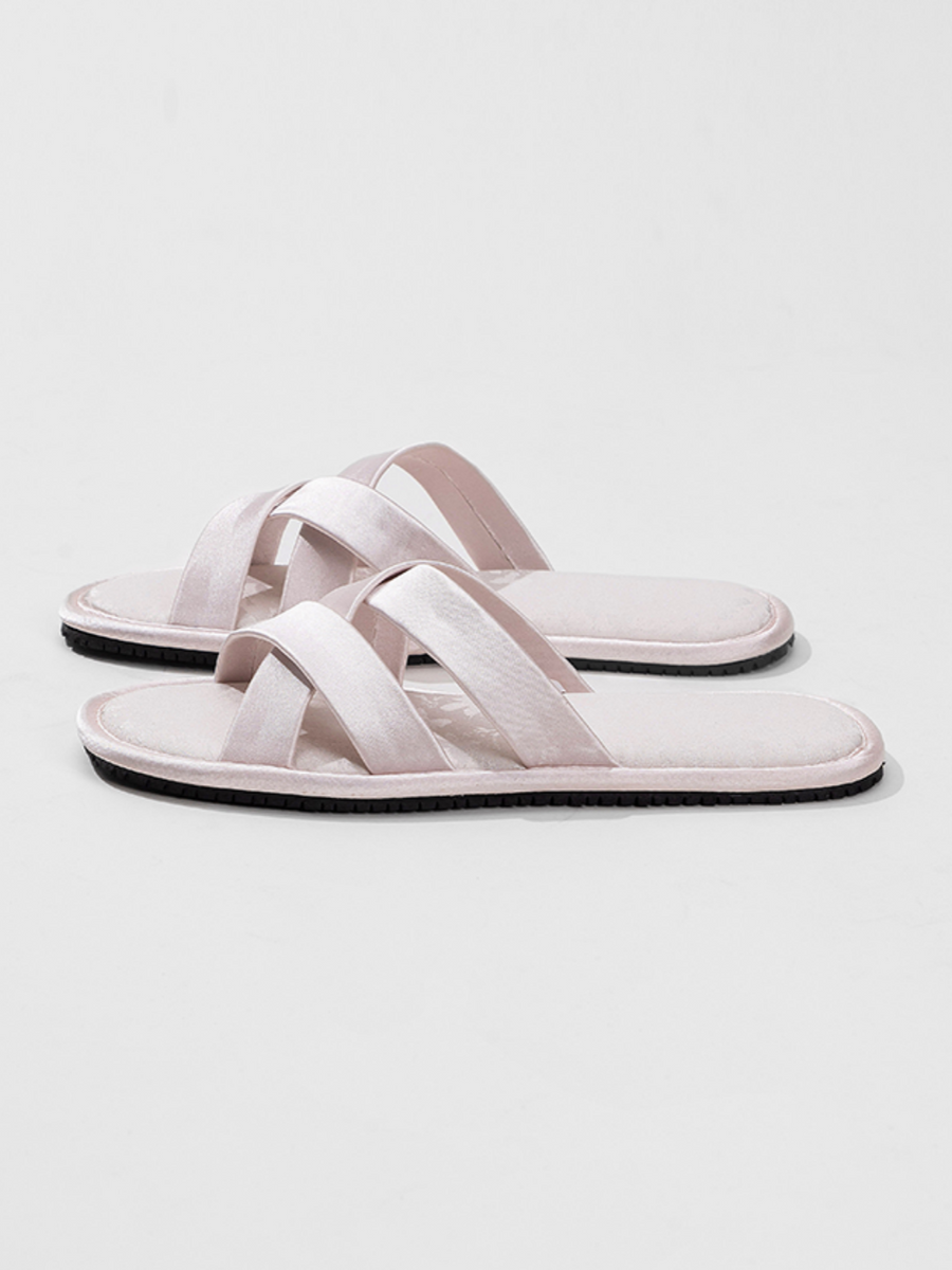 Eastern-Inspired Summer Slippers