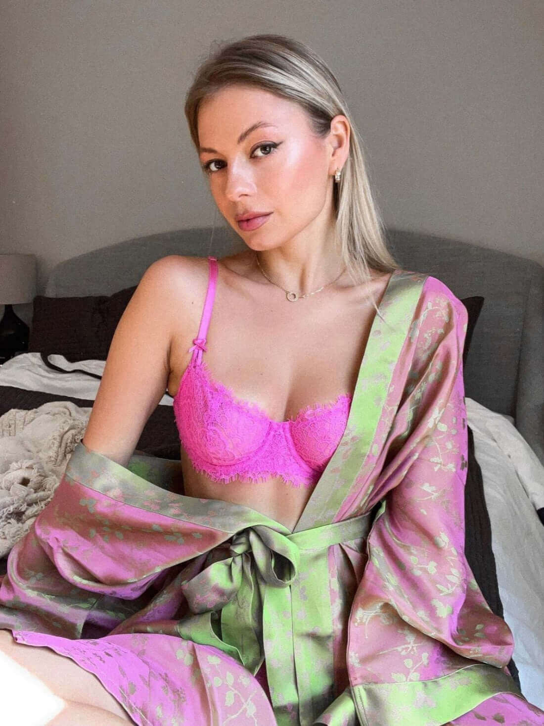 Luxury Silk Robe pajama sets for women Best Gift Guide for her Wedding Gift | Ulivary