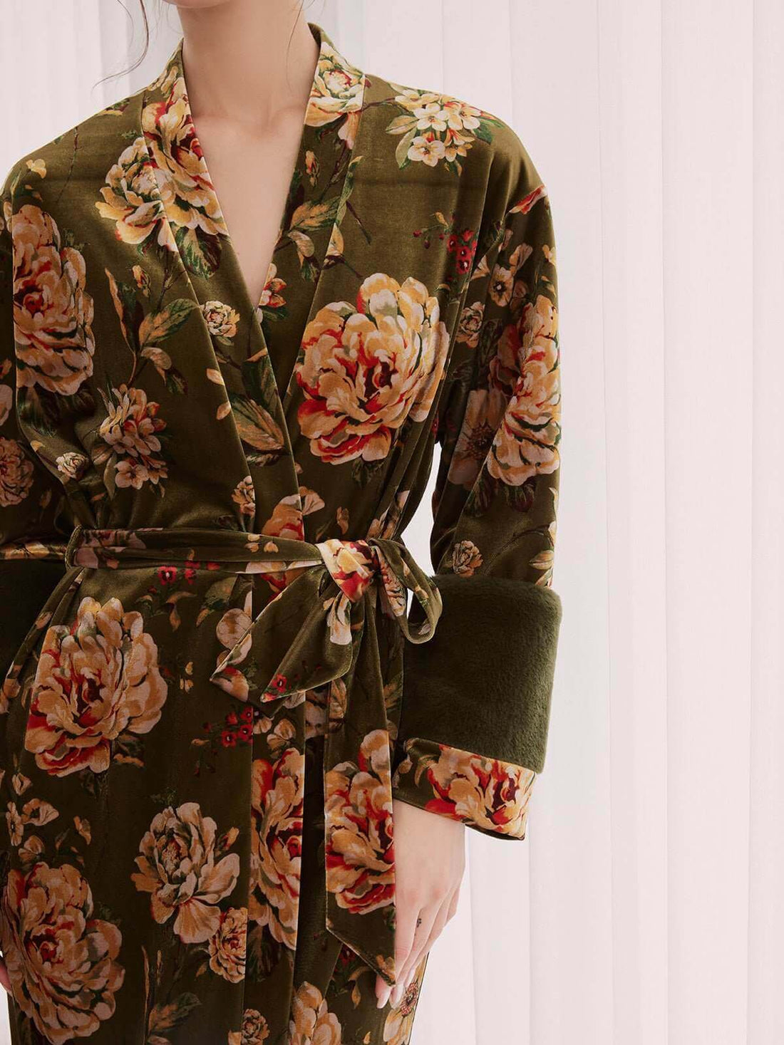 Women’s Olive Green Floral Velvet Kimono Robe with Fur Cuffs | Vintage ...